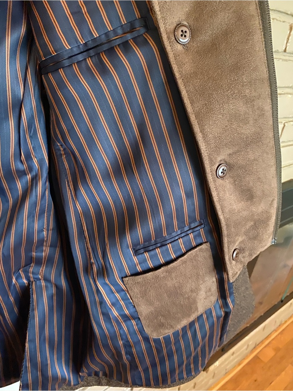 Johnston & Murphy Brown Wool-Blend Blazer with Zip-In Vest - Picture 10 of 12